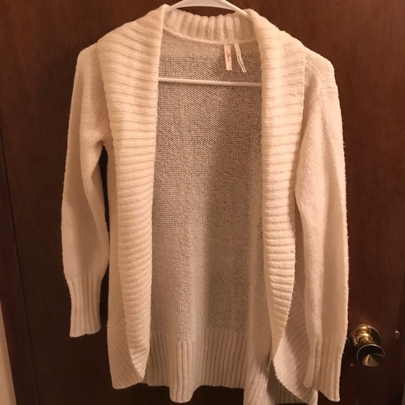 Frenchi Sweaters - Cream Colored Cardigan